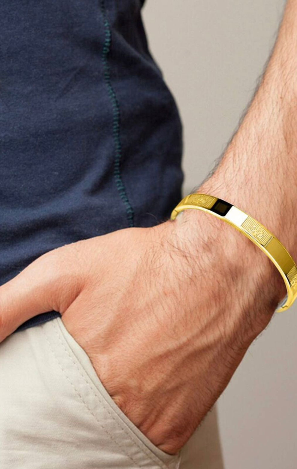 Shree Ram Kada – Premium Gold Finish Stainless Steel Bracelet
